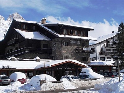 Hotel Monzoni - Moena